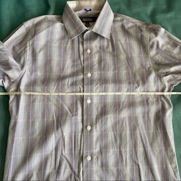 Kenneth Cole Reaction Button Down Shirt - Picture 4 of 8